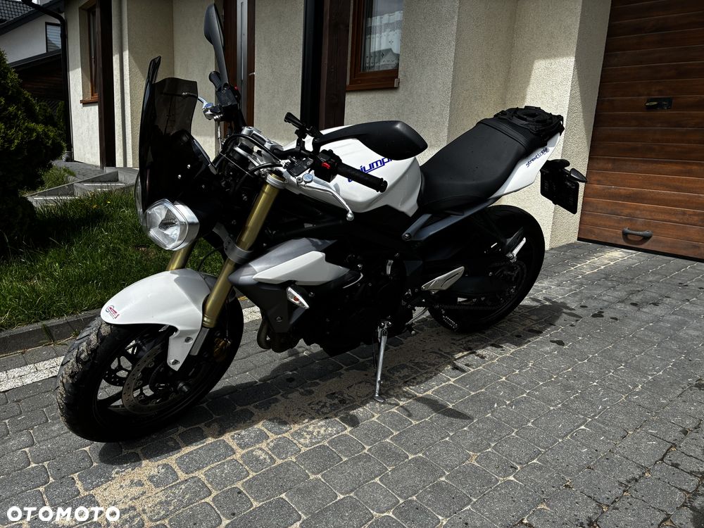Triumph Street Triple - 2