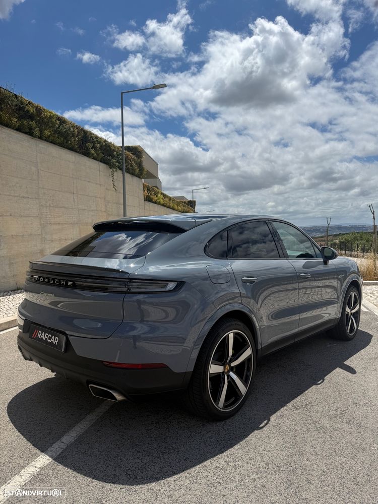 Porsche Cayenne Coupé E-Hybrid - 8