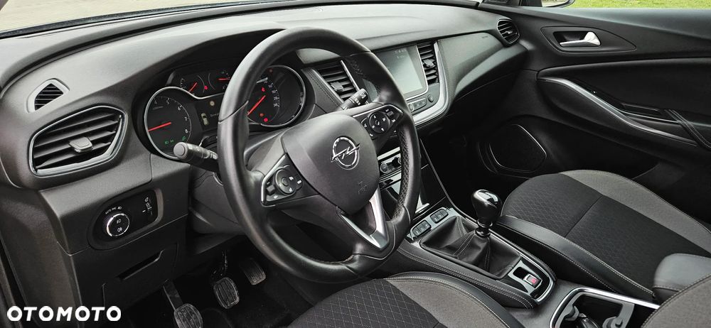 Opel Grandland X 1.2 Start/Stop Business INNOVATION - 6