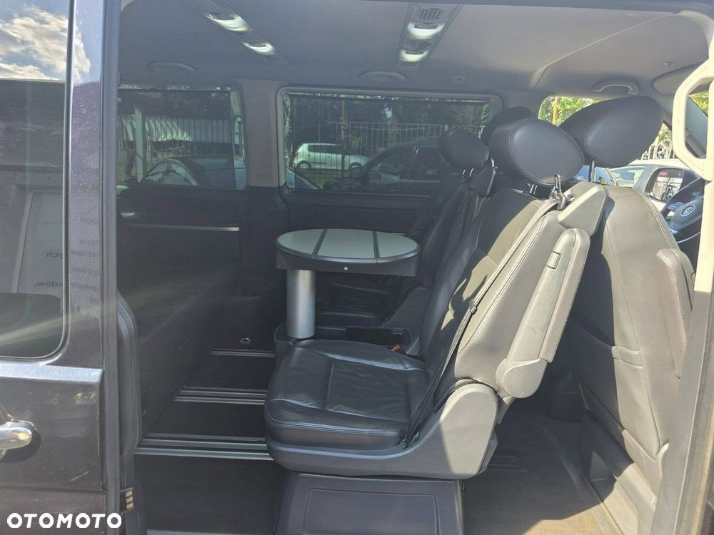 Volkswagen Multivan - 34