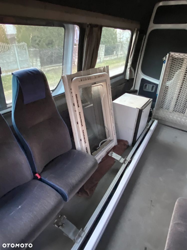 Mercedes-Benz SPRINTER - 21