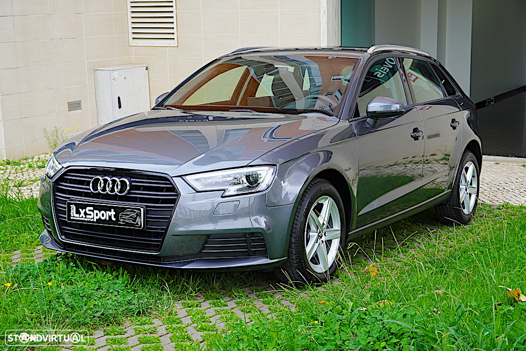 Audi A3 Sportback 30 TFSI S tronic - 2