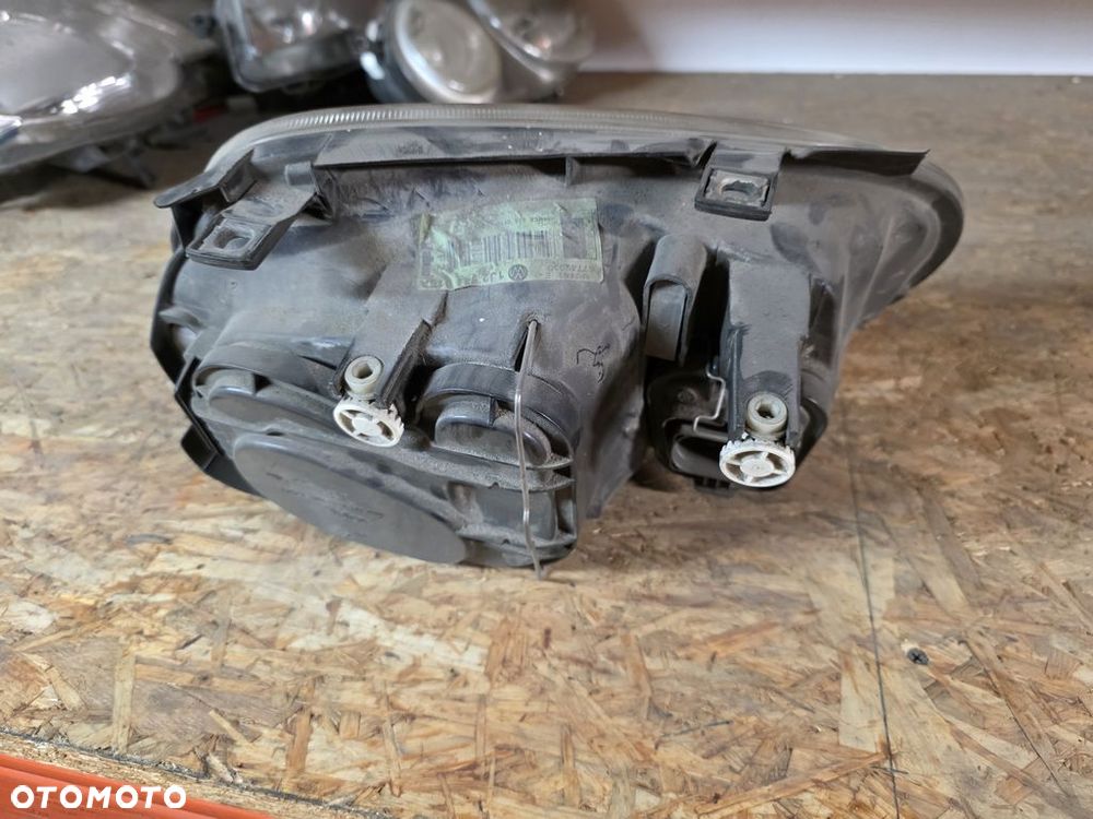 VOLKSWAGEN GOLF IV REFLEKTOR LAMPA LEWA PRZEDNIA ANGLIK  1J2941015A - 3