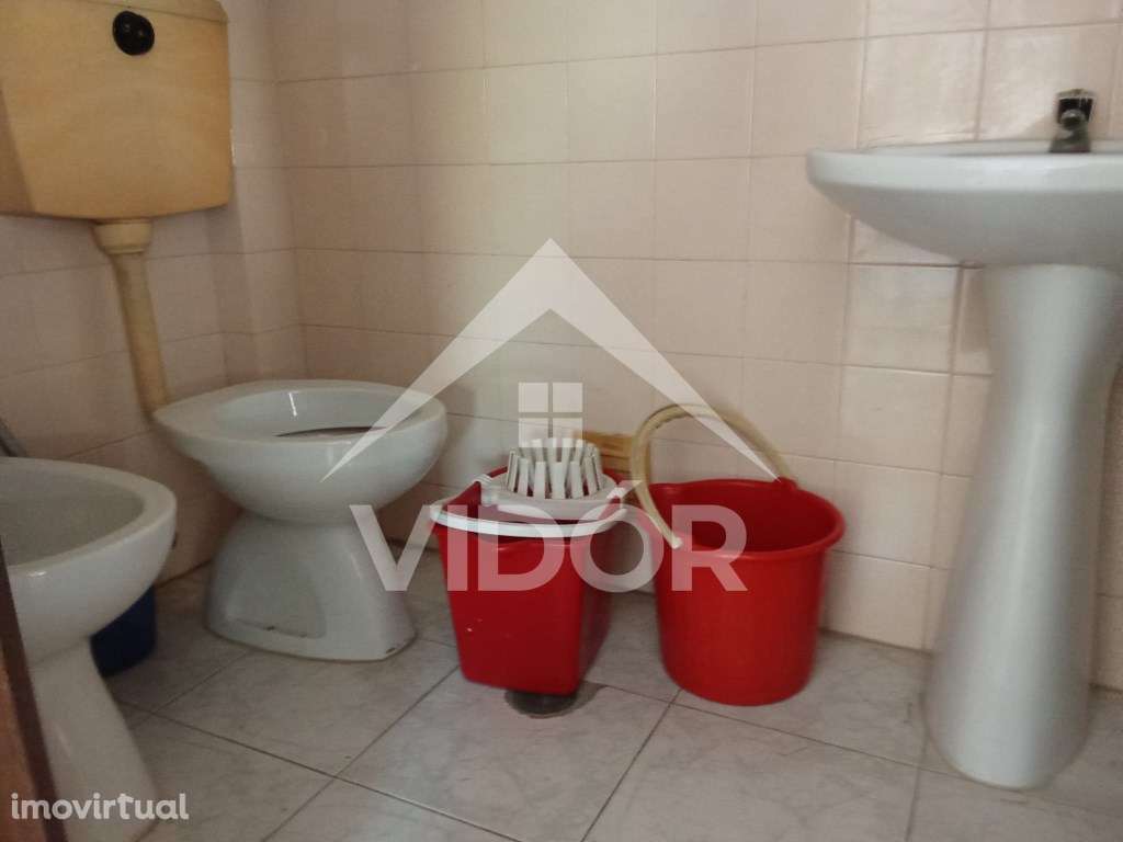 Loja com 47m2 no Mercado Municipal da Baixa da Banheira - Grande imagem: 4/7