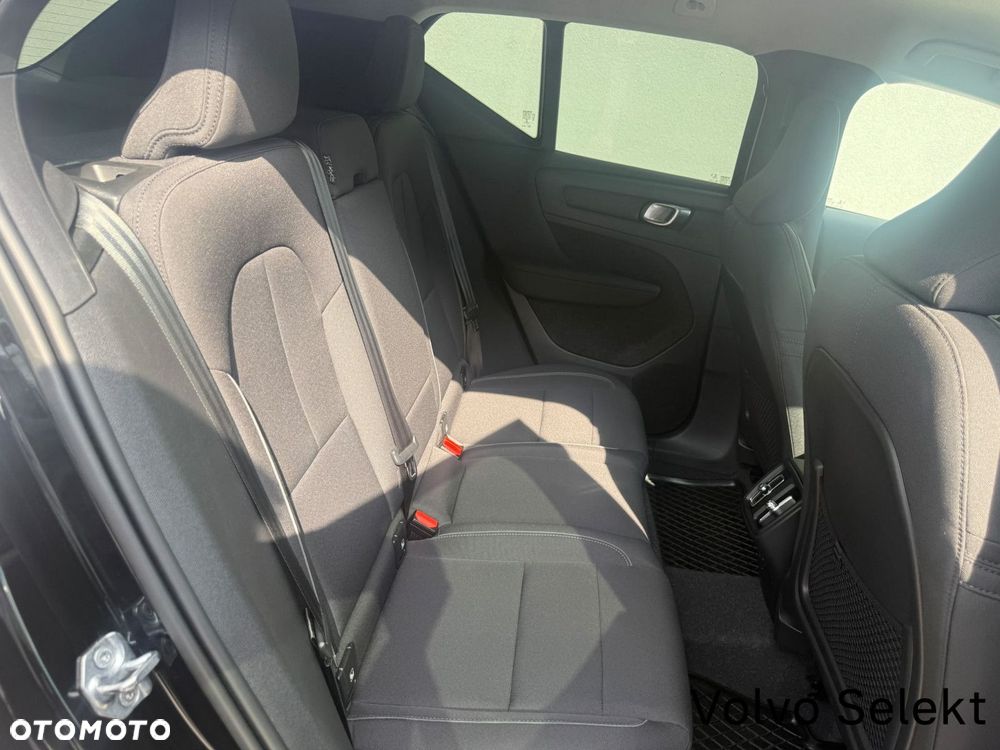 Volvo XC 40 - 30