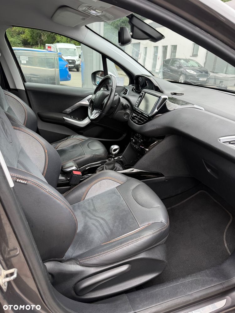Peugeot 2008 1.6 BlueHDi Crossway S&S - 17