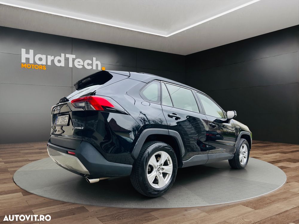Toyota RAV4 - 5