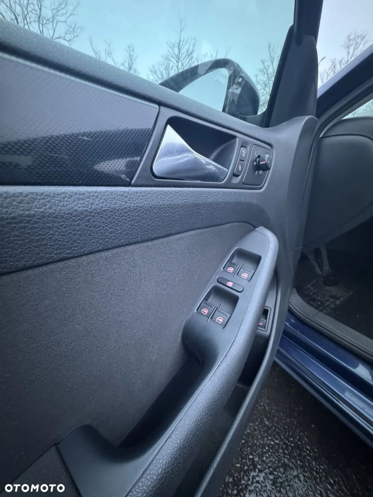 Volkswagen Jetta 1.4 TSI Comfortline - 15