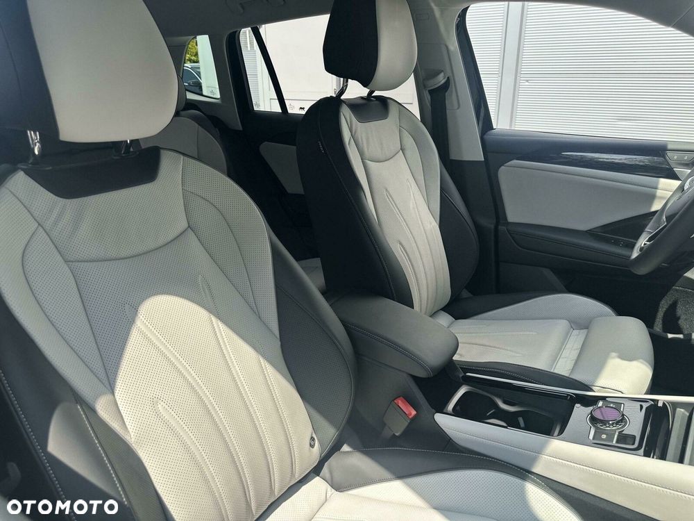Volkswagen Tiguan - 6