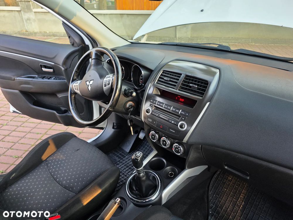Mitsubishi ASX 1.8 DID Inform - 19