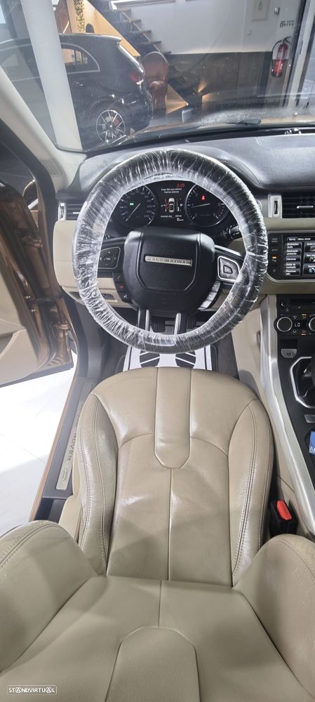 Land Rover Range Rover Evoque 2014 photo 5