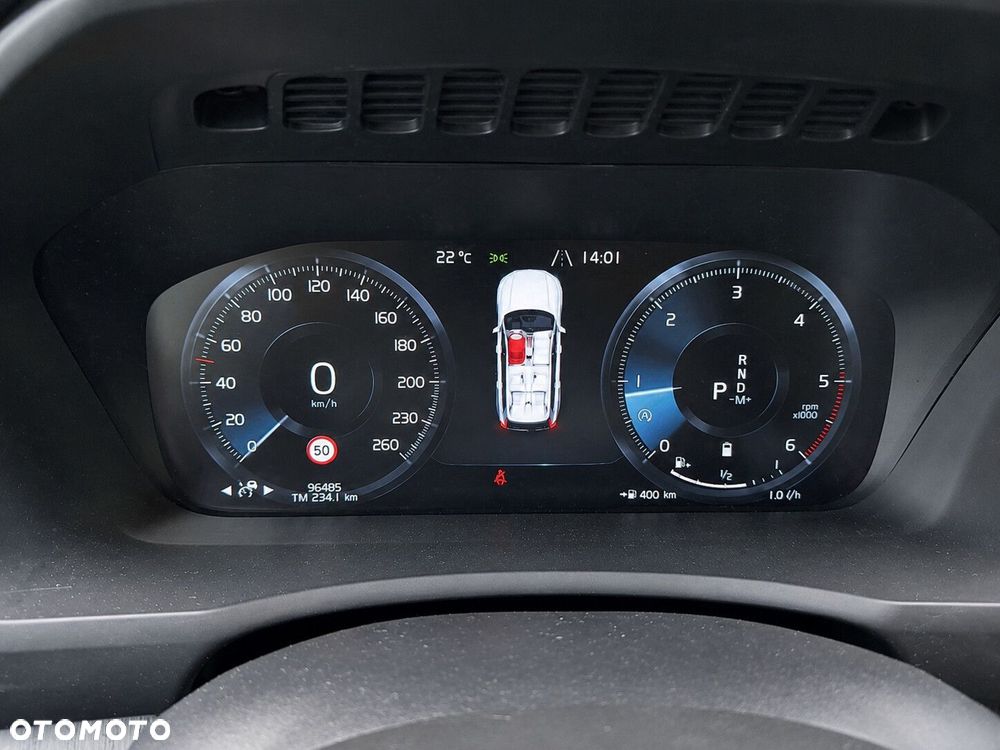 Volvo XC 90 - 16