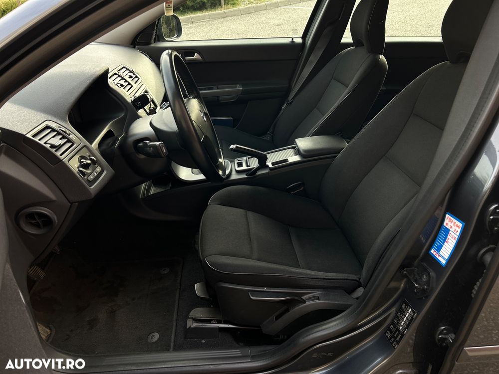 Volvo V50 1.6D Momentum - 7