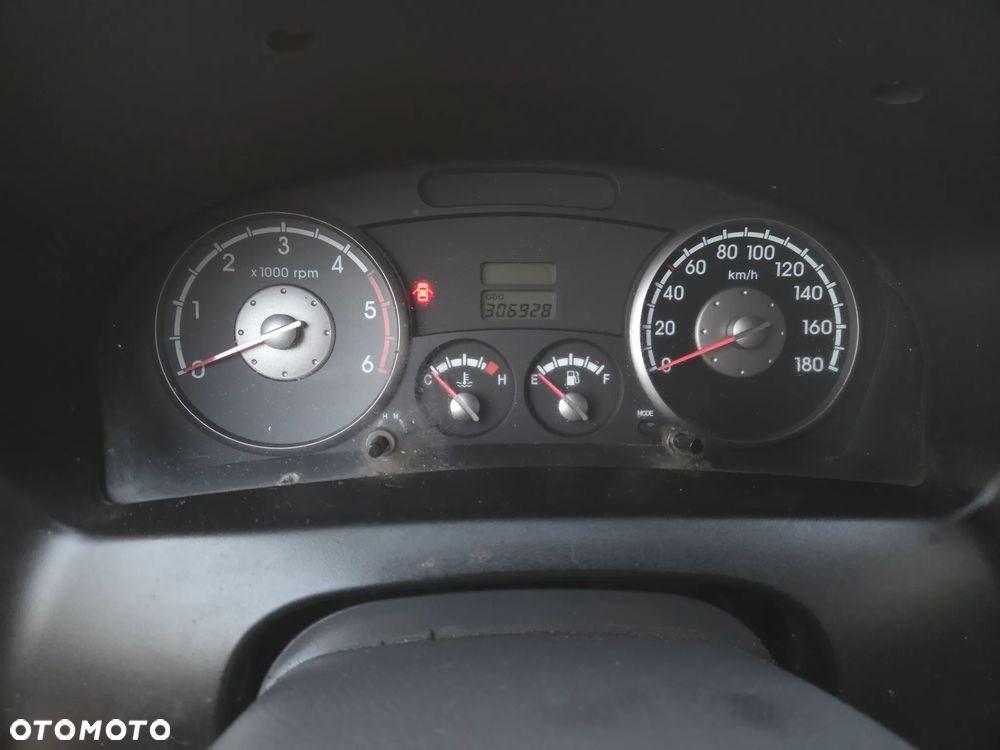 Kia K2500 - 16