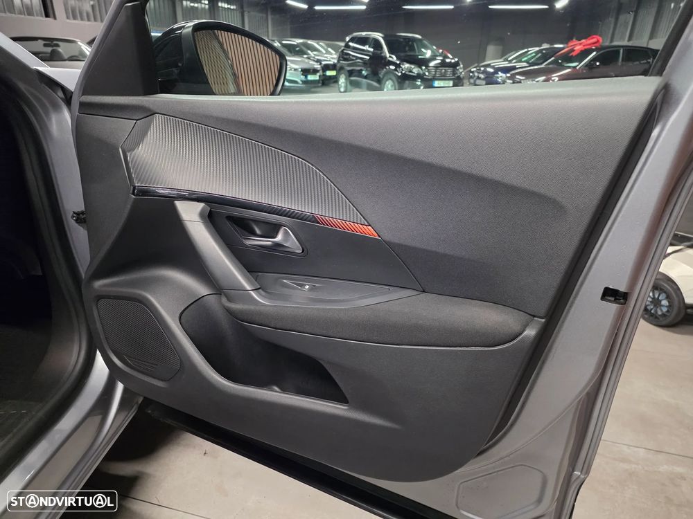 Peugeot e-2008 50 kWh Active Pack - 14