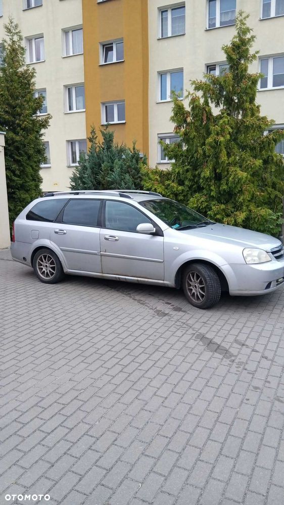 Chevrolet Lacetti - 2