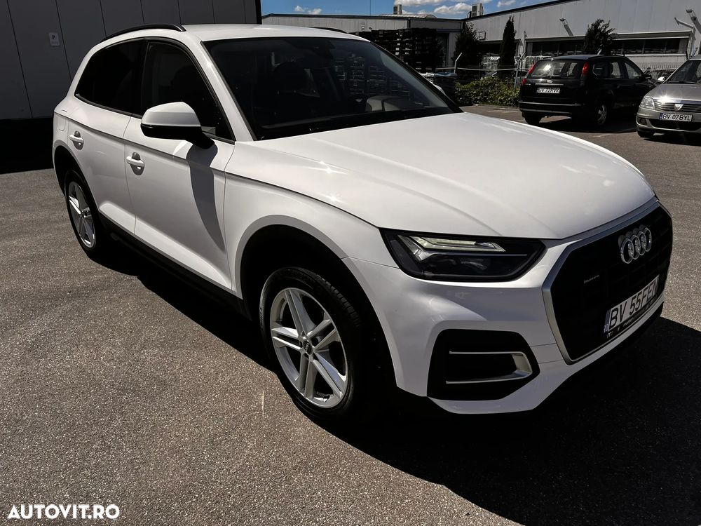Audi Q5 40 TDI quattro S tronic MHEV Basic - 2