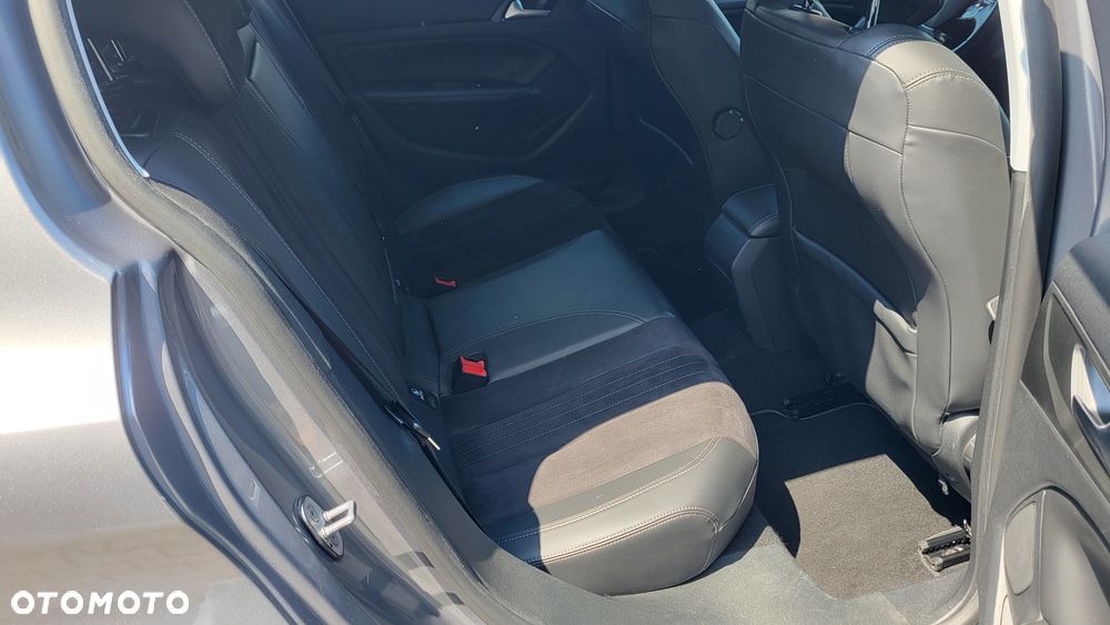 Peugeot 308 1.2 PureTech Allure S&S - 9