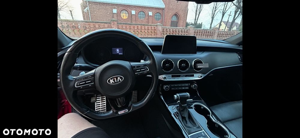 Kia Stinger 2.0 T-GDI GT Line - 8