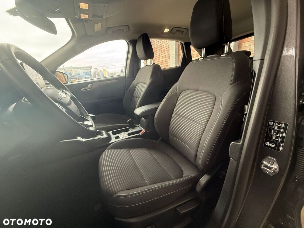 Ford Kuga 1.5 EcoBoost FWD Titanium - 10