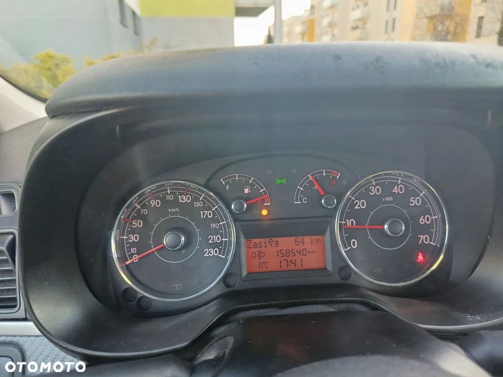 Fiat Punto 1.2 8V - 7