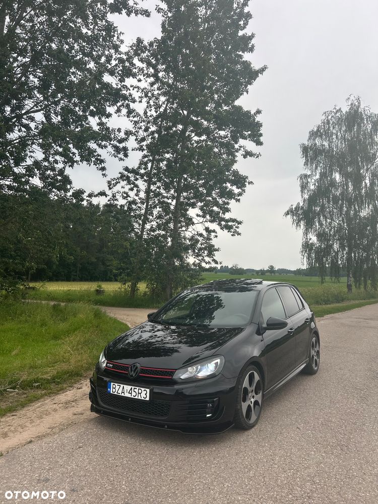 Volkswagen Golf 2.0 GTI DSG - 5