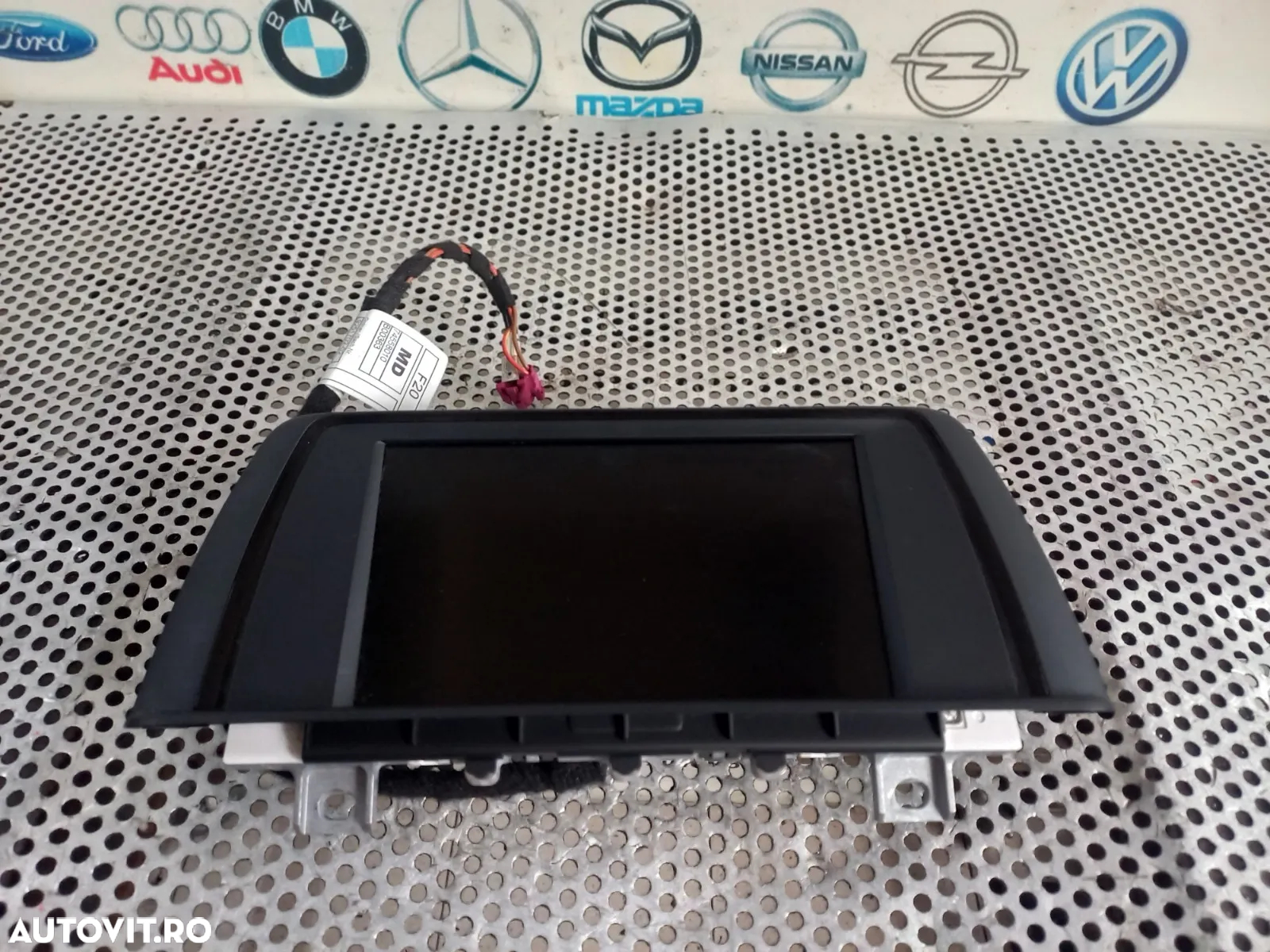 Display Radio Cd Navigatie Bmw F30 F31 Cod  Dezmembrez - Dezmembrari Arad - 4