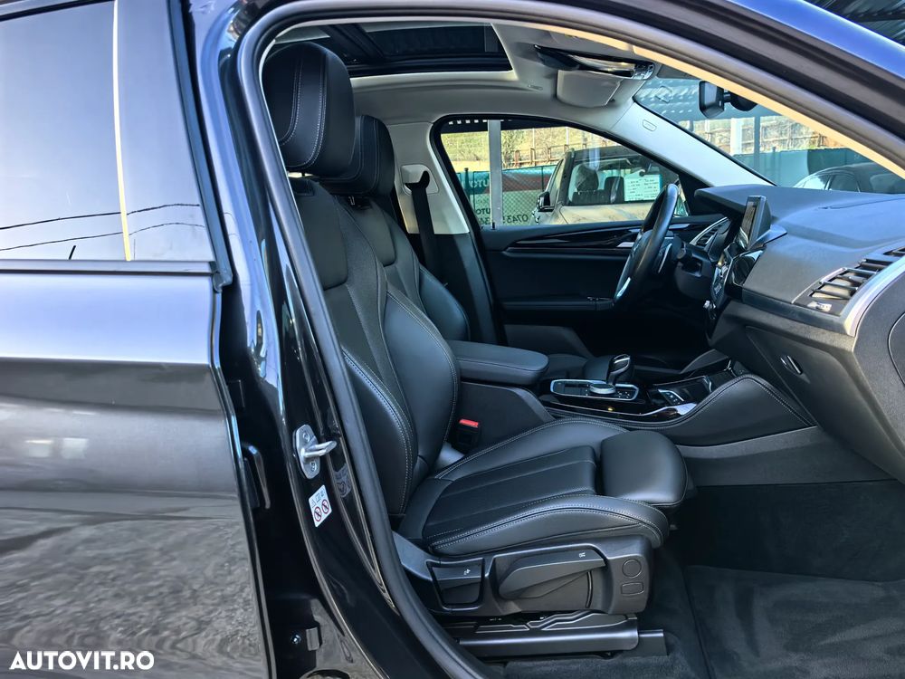 BMW X4 xDrive20i AT xLine - 16