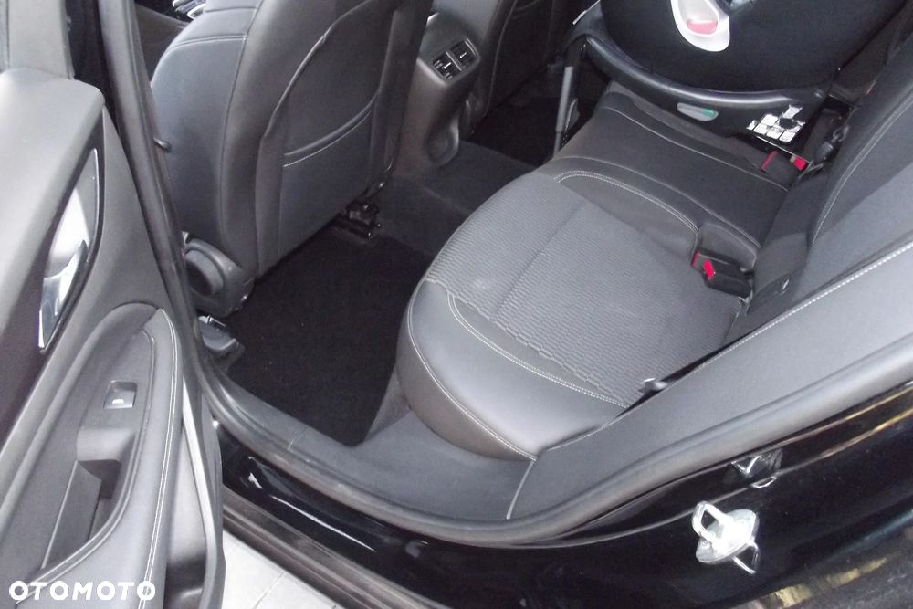 Opel Insignia - 26