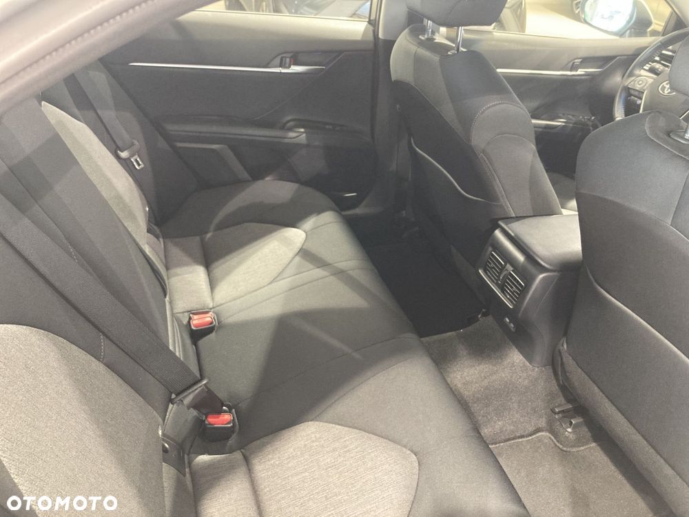 Toyota Camry 2.5 Hybrid Comfort CVT - 10