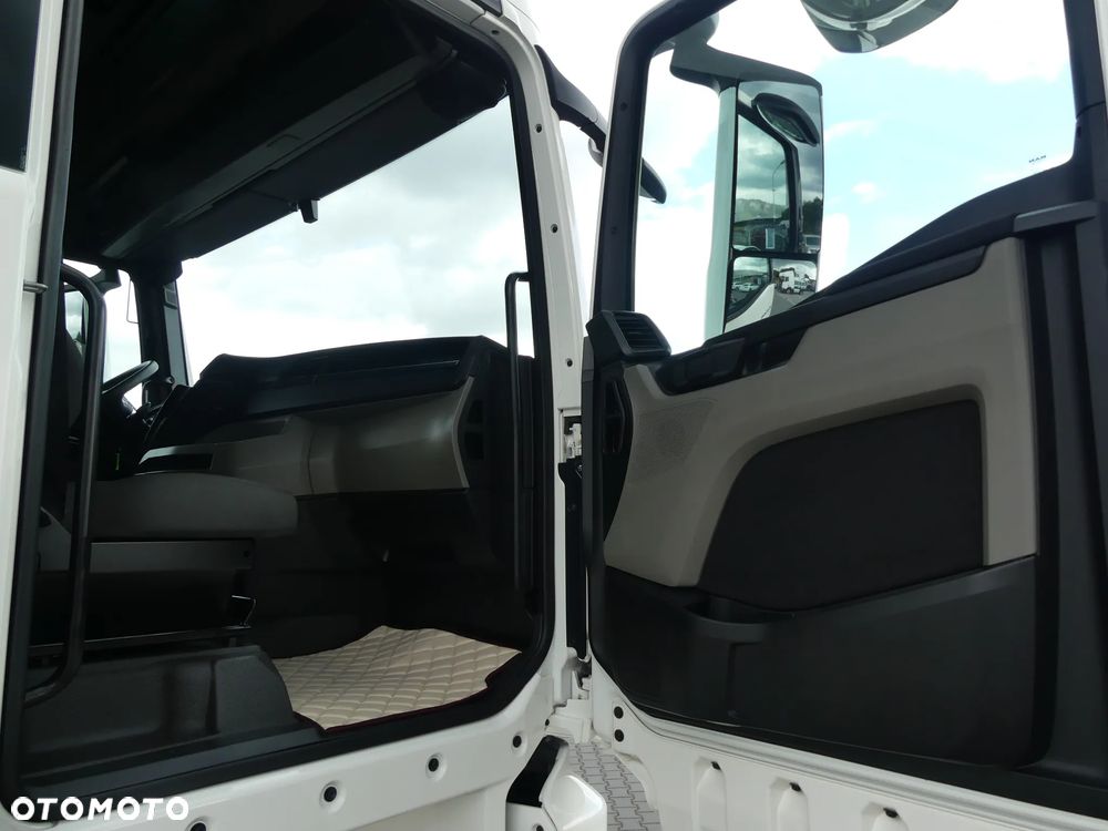 MAN TGX 18.470 / EURO 6 / LOW DECK / EURO 6 / AUTOMAT / - 28