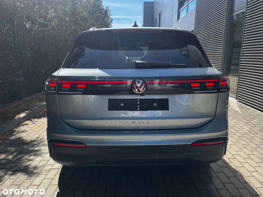 Volkswagen Tiguan - 7