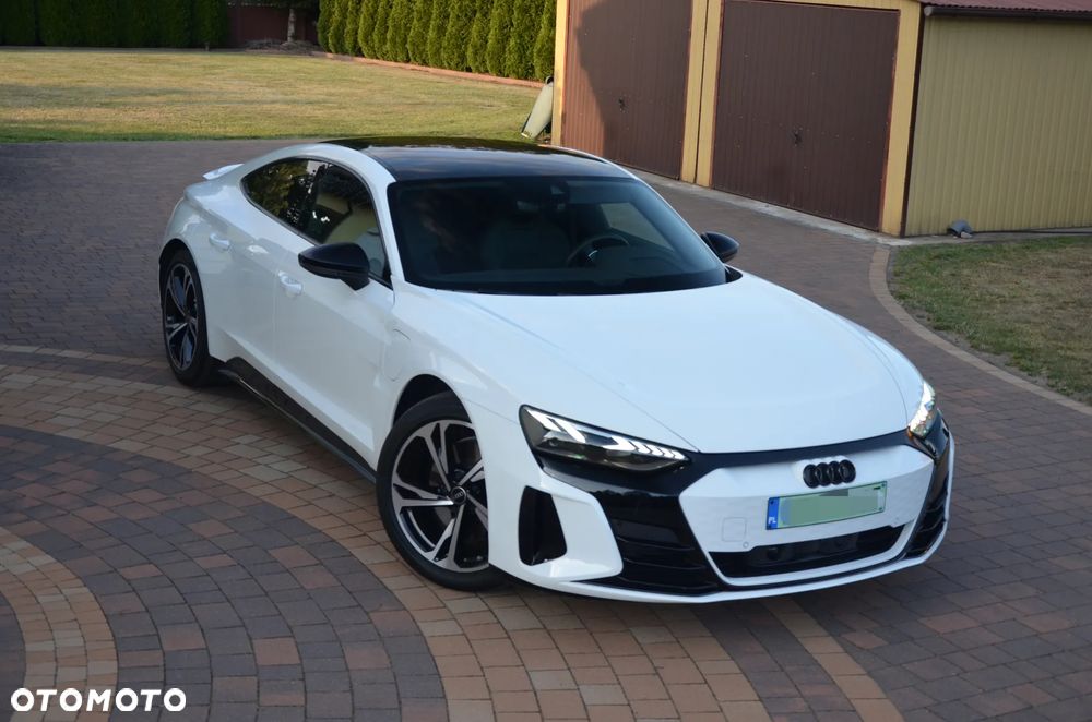 Audi e-tron GT 60 93kWh Quattro - 11