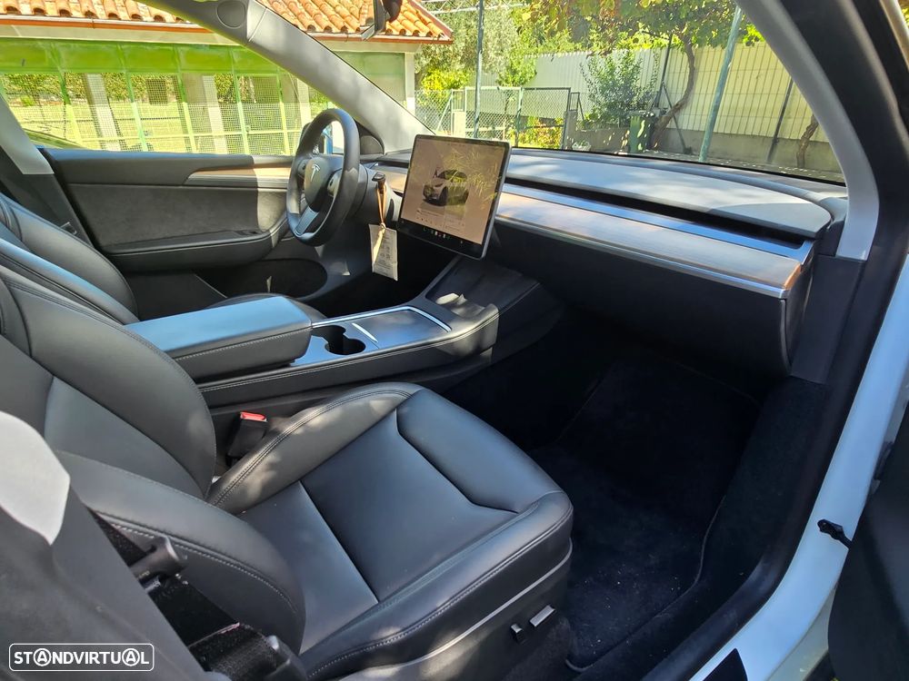 Tesla Model Y Standard - 15