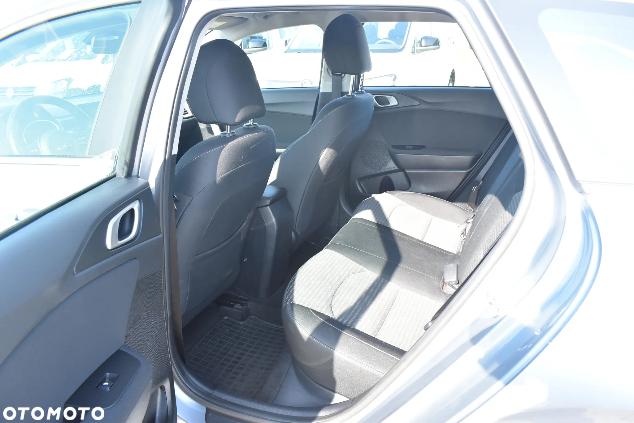 Kia Ceed 1.5 T-GDI M - 13