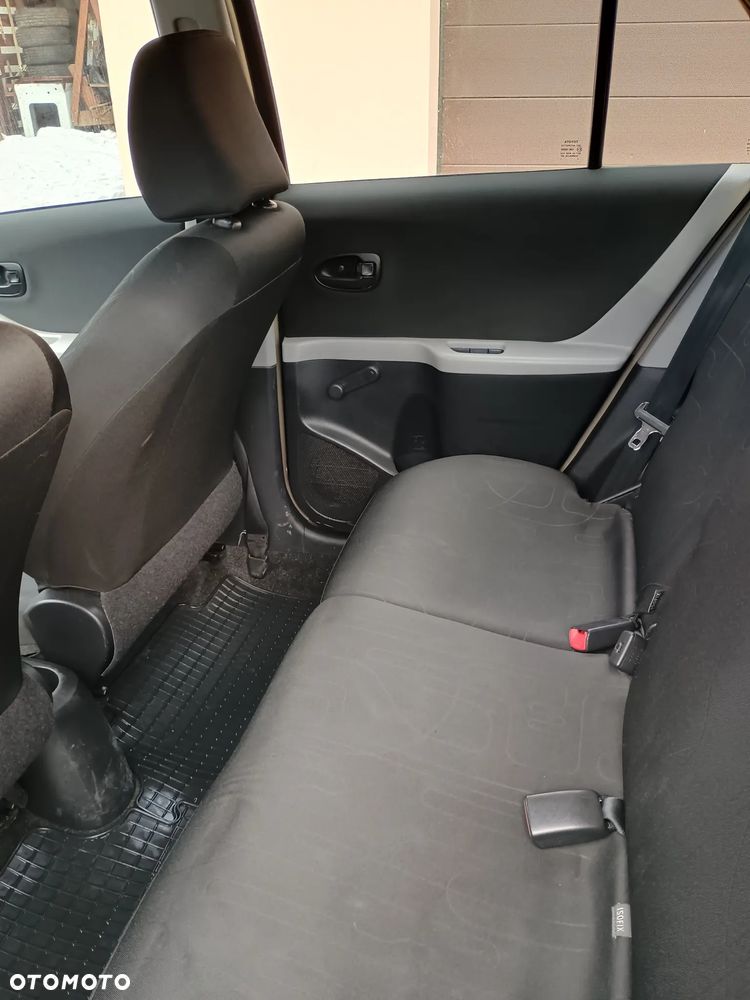 Toyota Yaris 1.0 Luna - 10