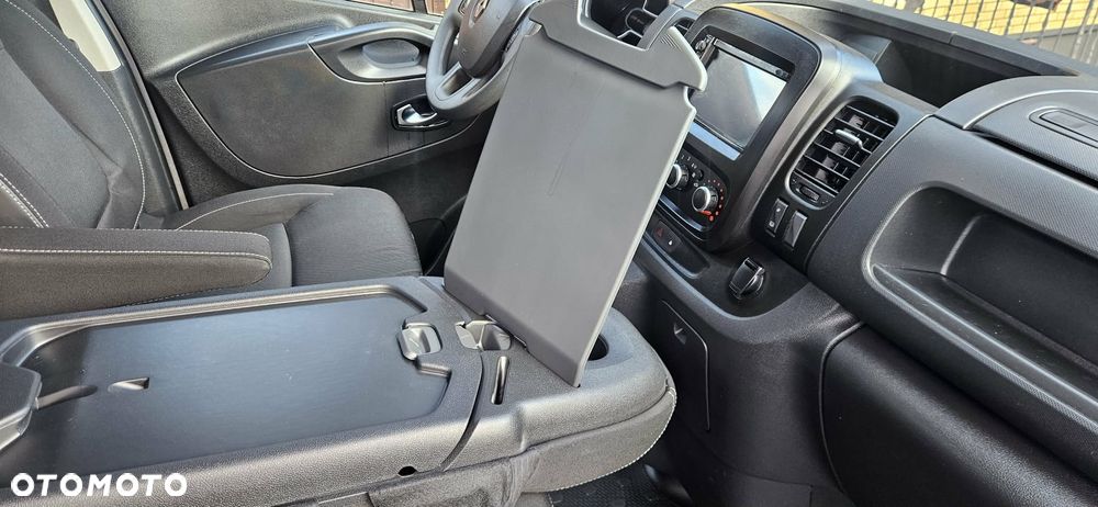 Renault TRAFIC - 8