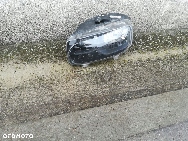 CITROEN BERLINGO IV 4 LAMPA PRZÓD PRZEDNIA LEWA