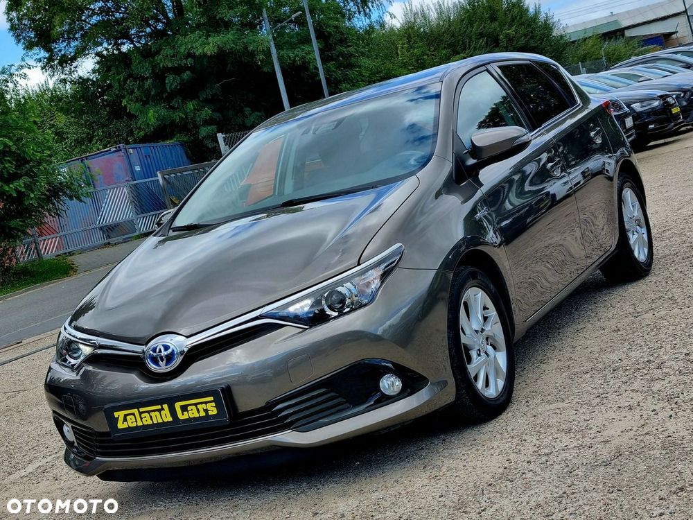 Toyota Auris Hybrid 135 Comfort - 1