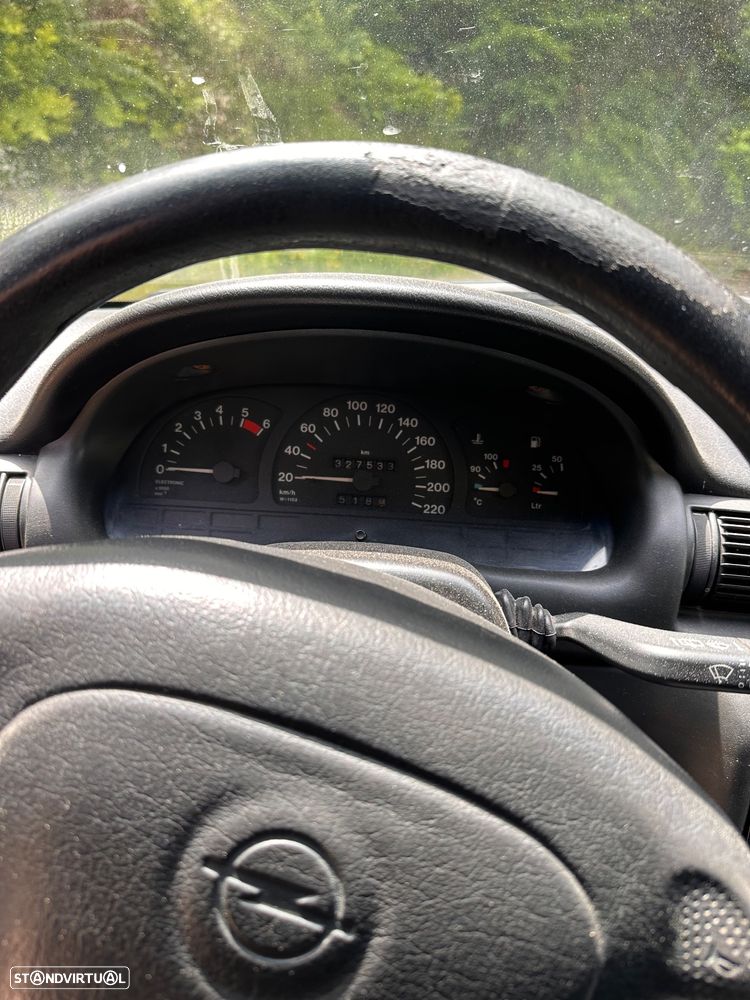 Opel Astra Caravan 1.7 TD Club - 4