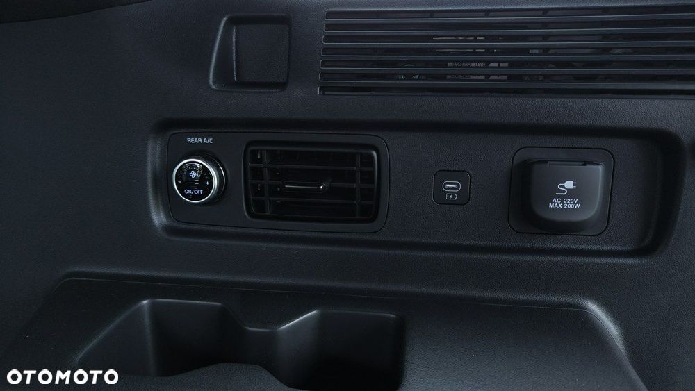 Hyundai Santa Fe - 25