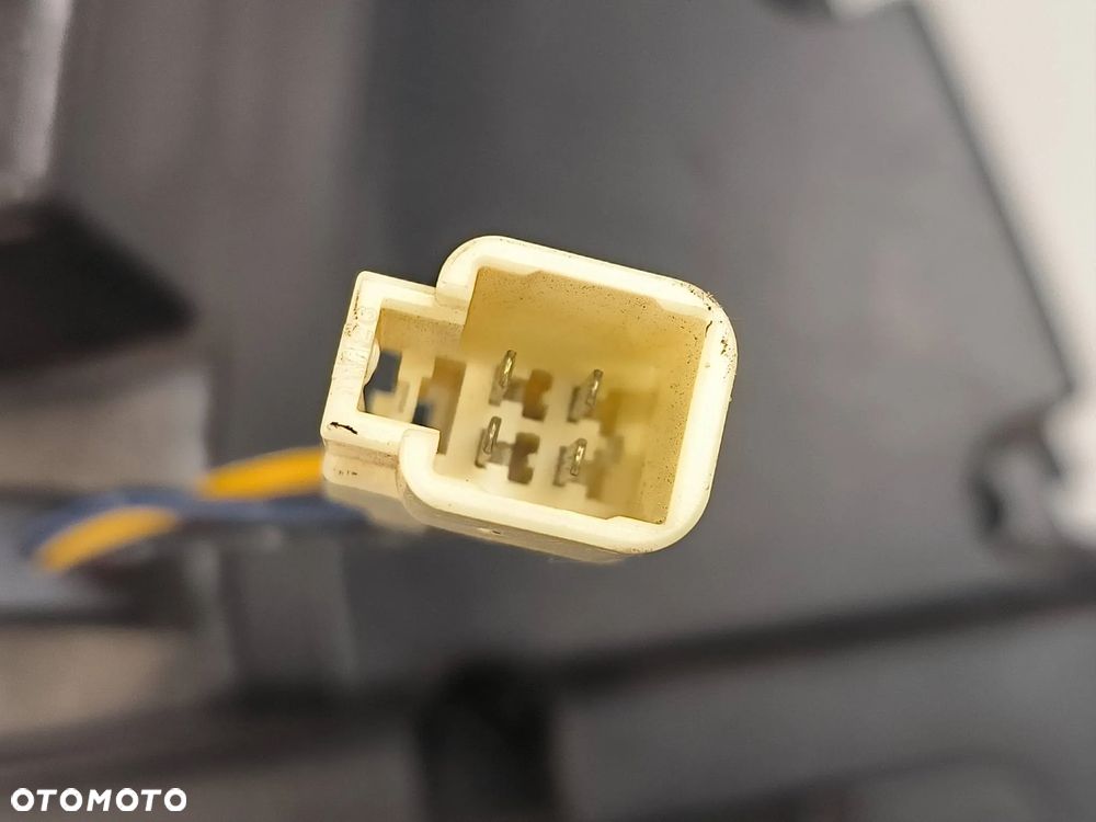 Głośnik 8720A012 SUBWOOFER ROCKFORD Mitsubishi Pajero 2008 SUV Diesel 147kW 3200cm³ - 3