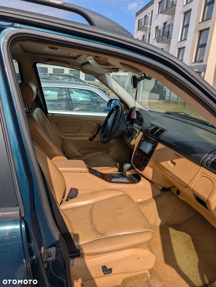 Mercedes-Benz ML 320 - 17