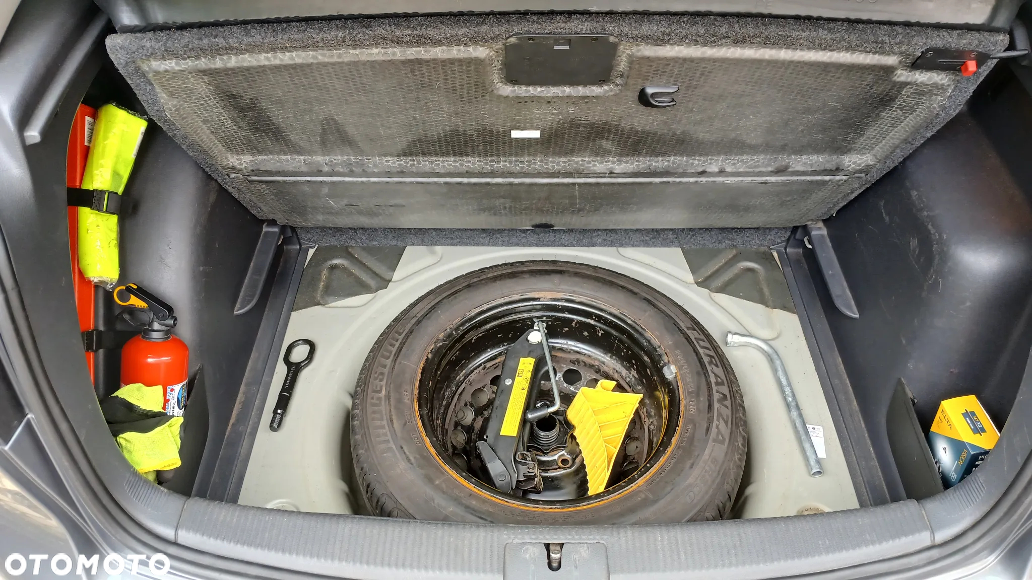 Volkswagen Golf Plus - 14