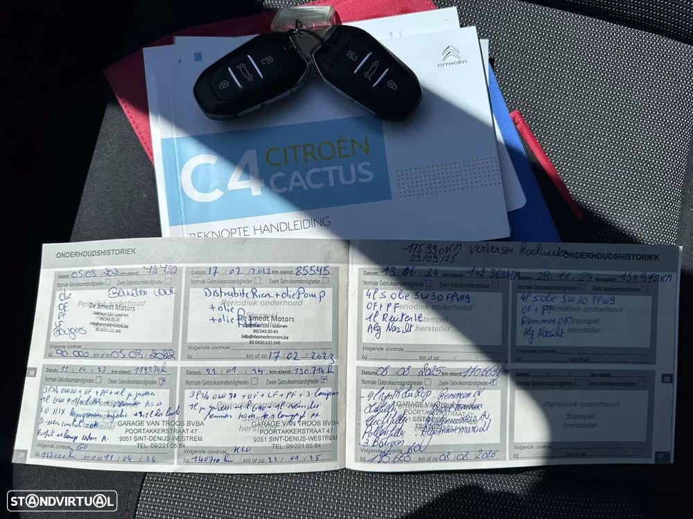 Citroën C4 Cactus 1.2 PureTech Shine - 60