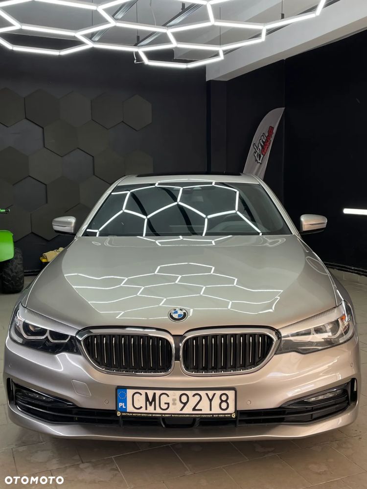 BMW Seria 5 540i xDrive Sport Line - 3