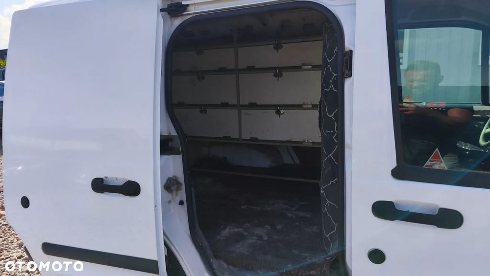 Ford Transit Connect - 24