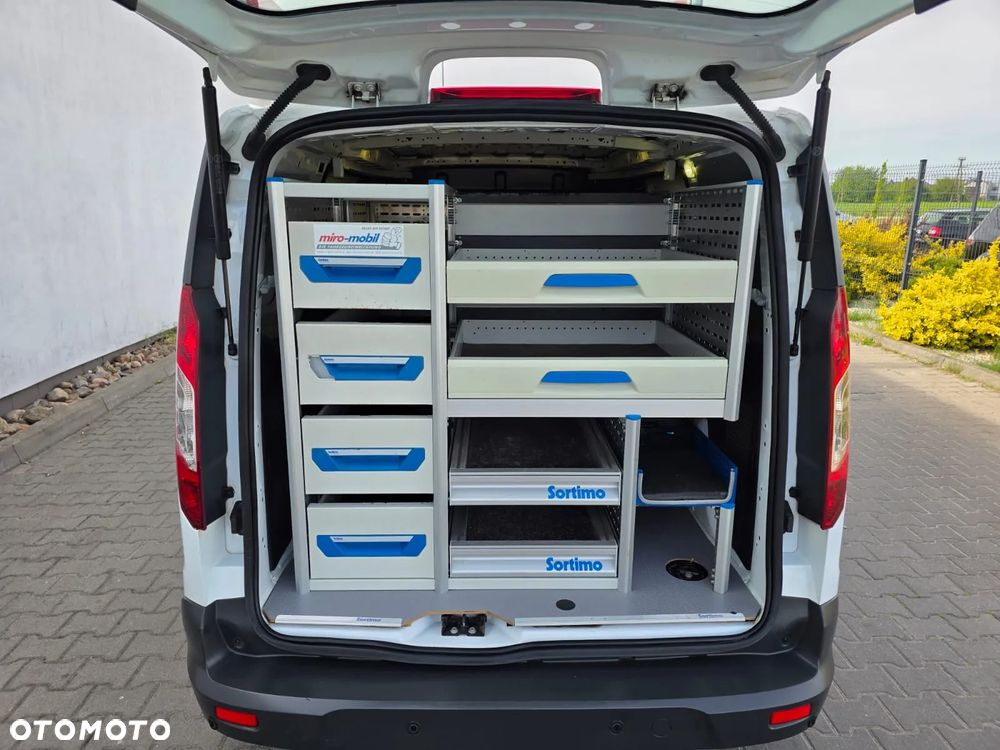 Ford Transit Connect - 21