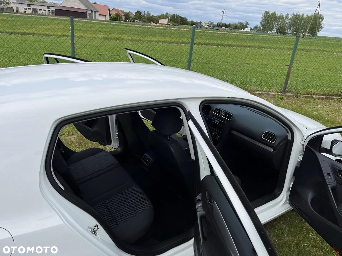 Volkswagen Golf - 9