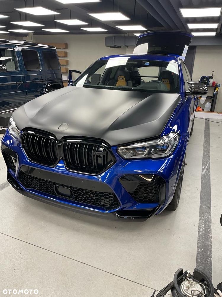 BMW X6M M - 1
